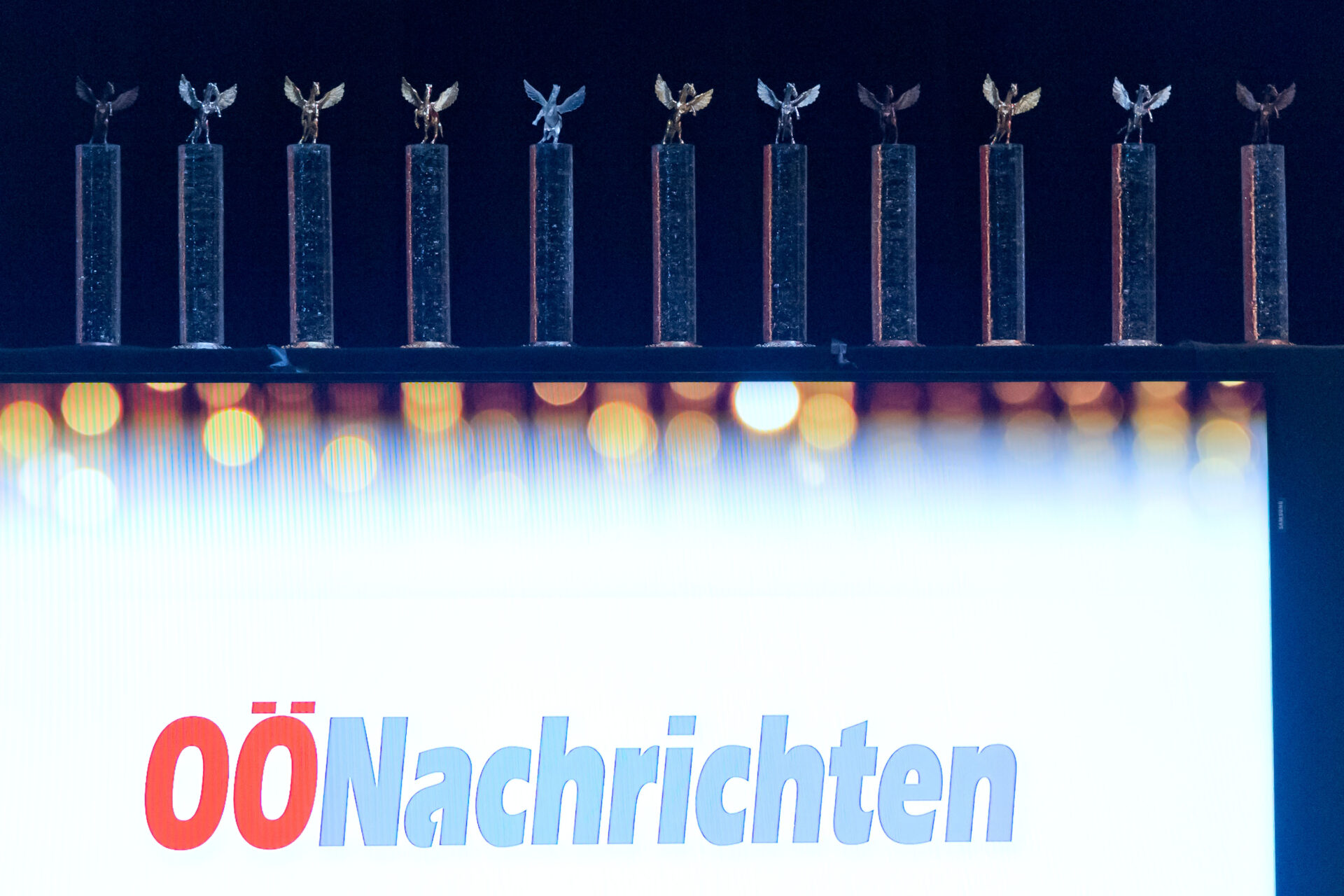 Die Statuetten, gestaltet vom Künstler Beni Altmüller